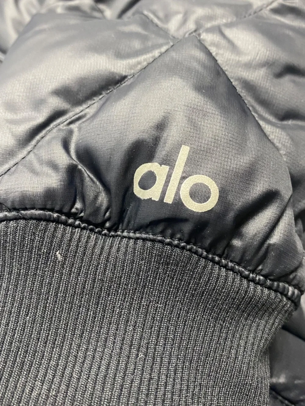 Alo Yoga Black Quilted Down Puffer Bomber Jacket Full Zip Women Size Small